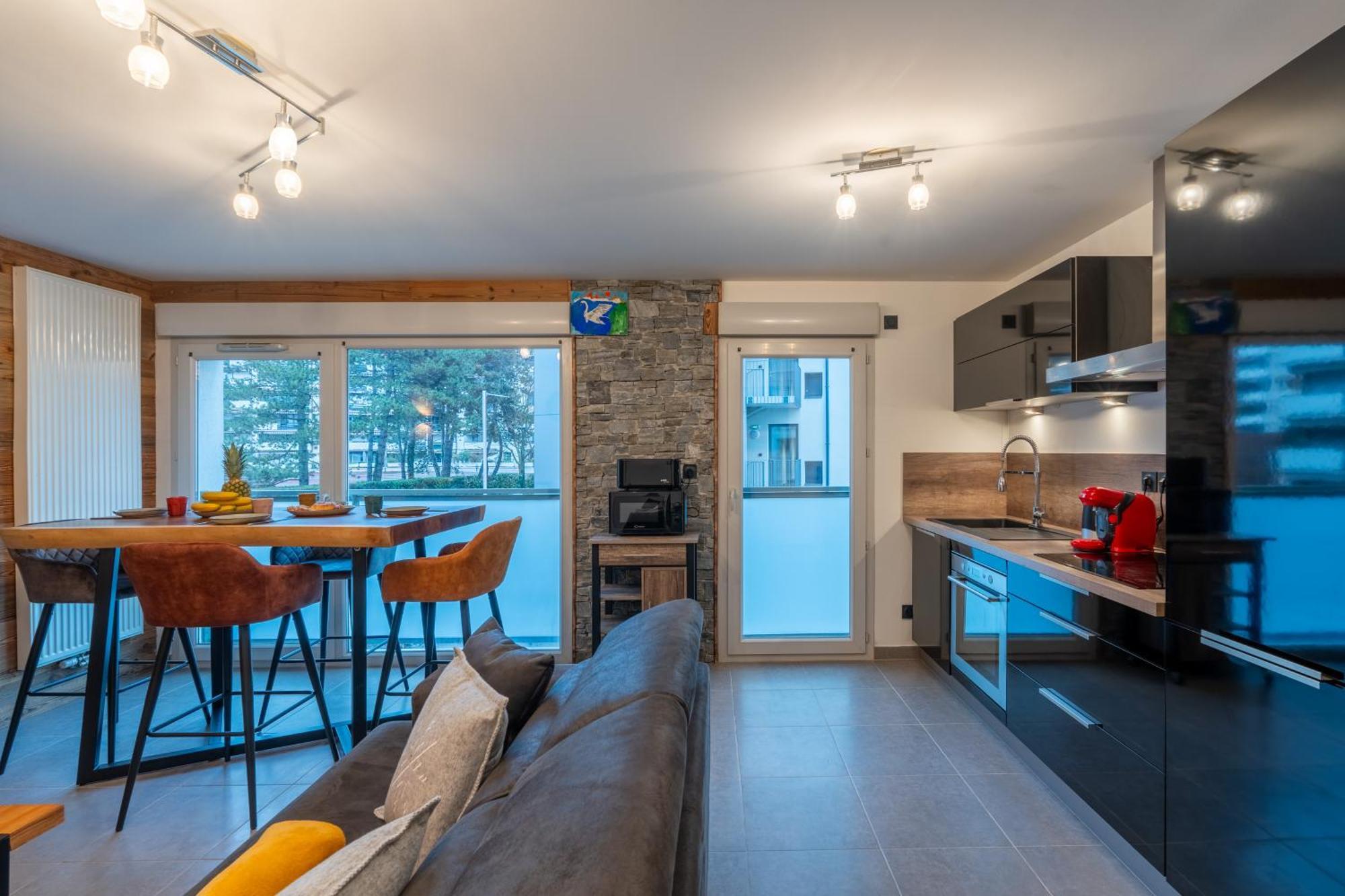 Charmant Appartement A 5 Minutes A Pied De La Vielle Ville Annecy Avec Parking Prive Zewnętrze zdjęcie